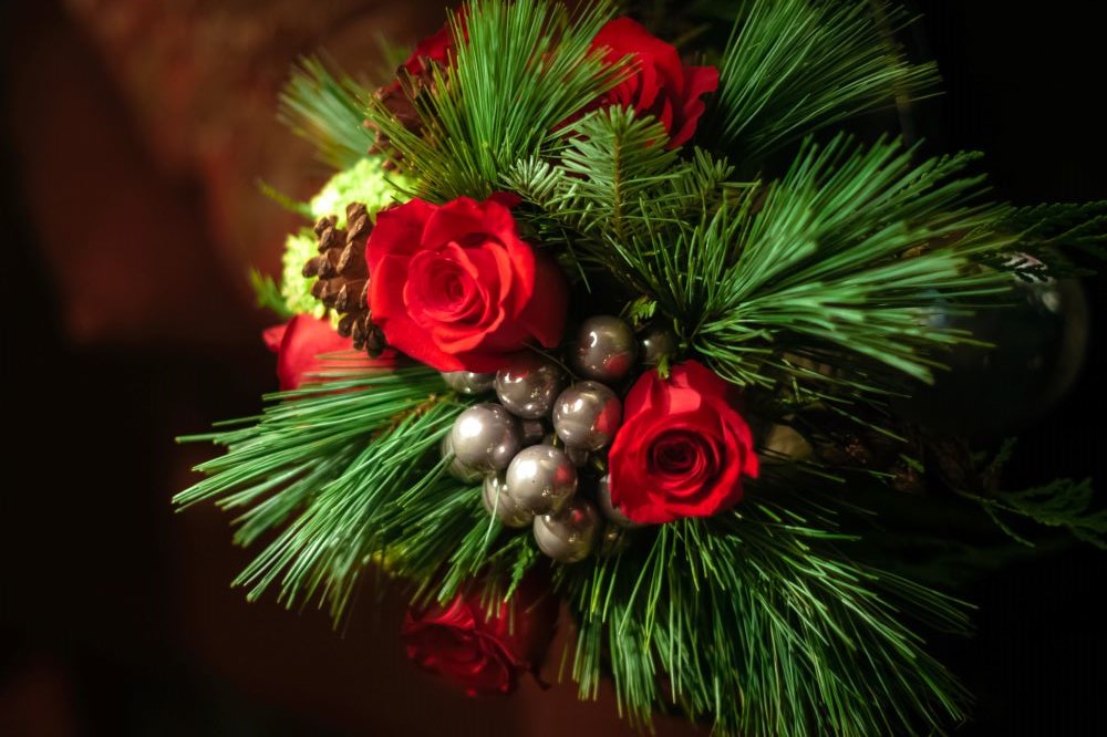 flower display with roses