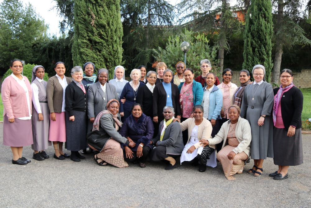 Sisters of Ste. Famille Bordeaux participating in a 10-day program on interculturality pose in Rome in November.
