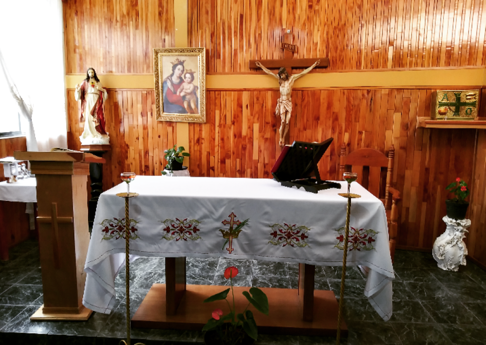 The sisters and families at Casa Hogar Franciscana attend daily Mass in the morning and say prayers in the afternoon in this chapel.