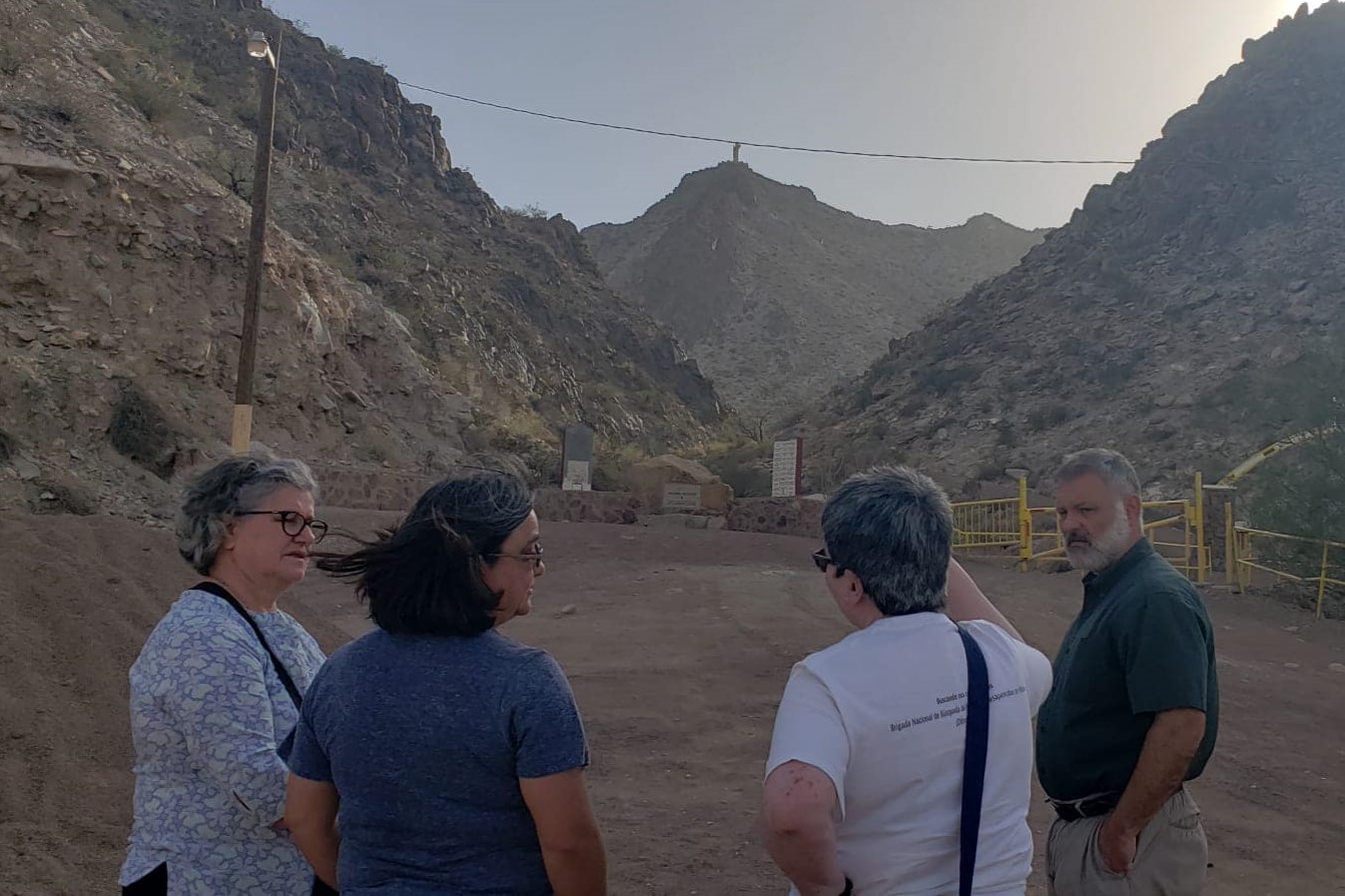 Visit to Mount Cristo Rey in New Mexico to bring water to migrants crossing this dangerous natural border into the U.S. (Courtesy of Leticia Gutiérrez Valderrama) Visit to Mount Cristo Rey in New Mexico to bring water to migrants crossing this dangerous natural border into the U.S. (Courtesy of Leticia Gutiérrez Valderrama)