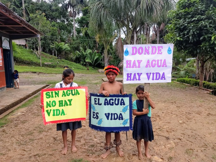 Children in Hebron, Peru make the case for water as life (Juan Vilela Colchón( Children in Hebron, Peru make the case for water as life (Juan Vilela Colchón(
