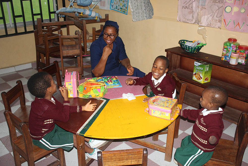 Sr. Scholastica Achinkumbur sings for the pupils at St. Vincent’s Centre for Inclusive Education, run by the Daughters of Charity in Uyo, the state capital of Akwa Ibom in Southern Nigeria. (Kelechukwu Iruoma) Sr. Scholastica Achinkumbur sings for the pupils at St. Vincent’s Centre for Inclusive Education, run by the Daughters of Charity in Uyo, the state capital of Akwa Ibom in Southern Nigeria. (Kelechukwu Iruoma)