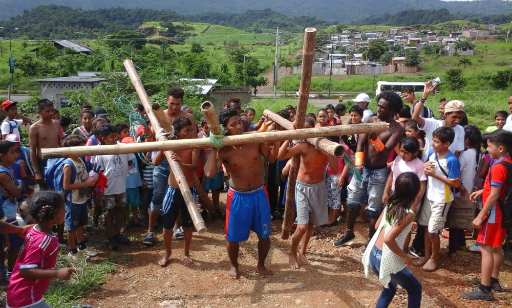 A Way of the Cross procession in Guayaquil, Ecuador, in April 2015 (Megan Radek) A Way of the Cross procession in Guayaquil, Ecuador, in April 2015 (Megan Radek)