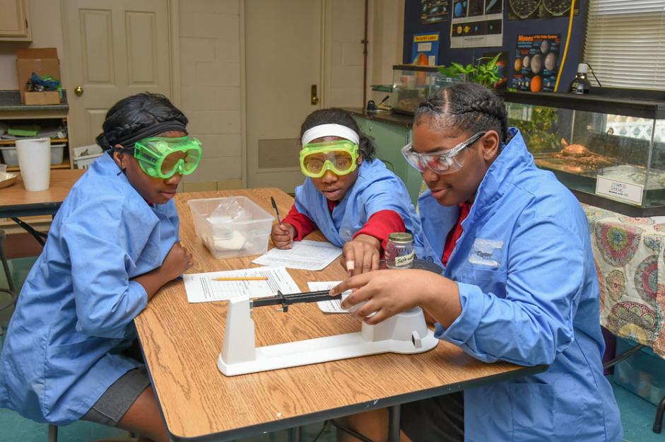 Eighth-grade science students at Sisters Academy in the fall of 2018. Eighth-grade science students at Sisters Academy in the fall of 2018.