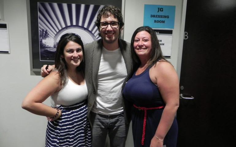 Joanna Polito, right, and her cousin Caitlin Shelley with singer Josh Groban in July